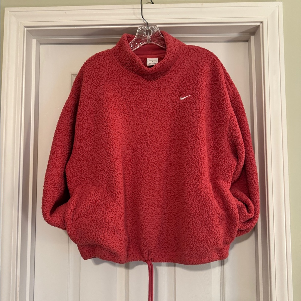 Nike Super Soft Pink Therma-Fit Pullover with Pockets and Drawstring